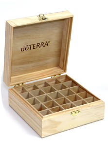 DoTerra drevený box s gravírovaným logom 25x15 ml